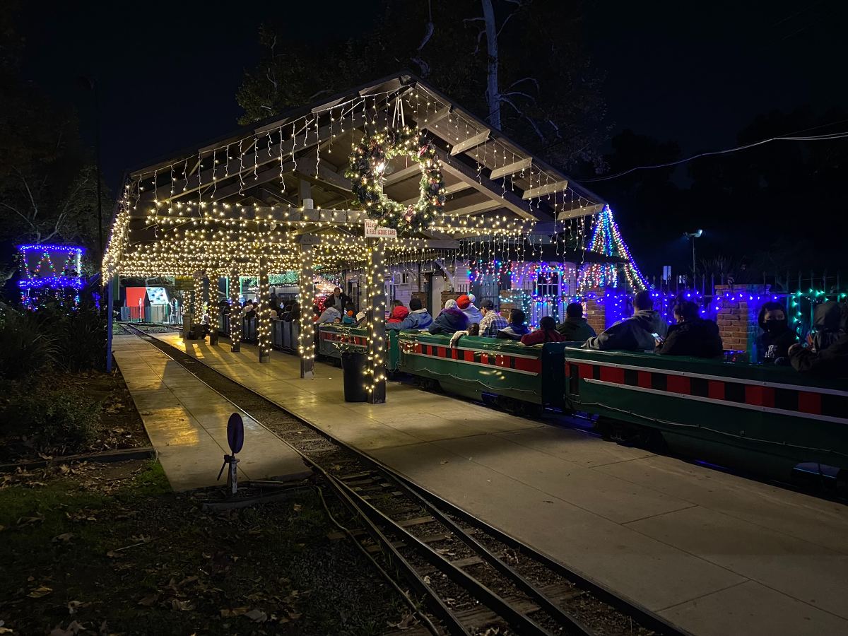 Griffith Park Holiday Lights Train Ride 2023 Haunting
